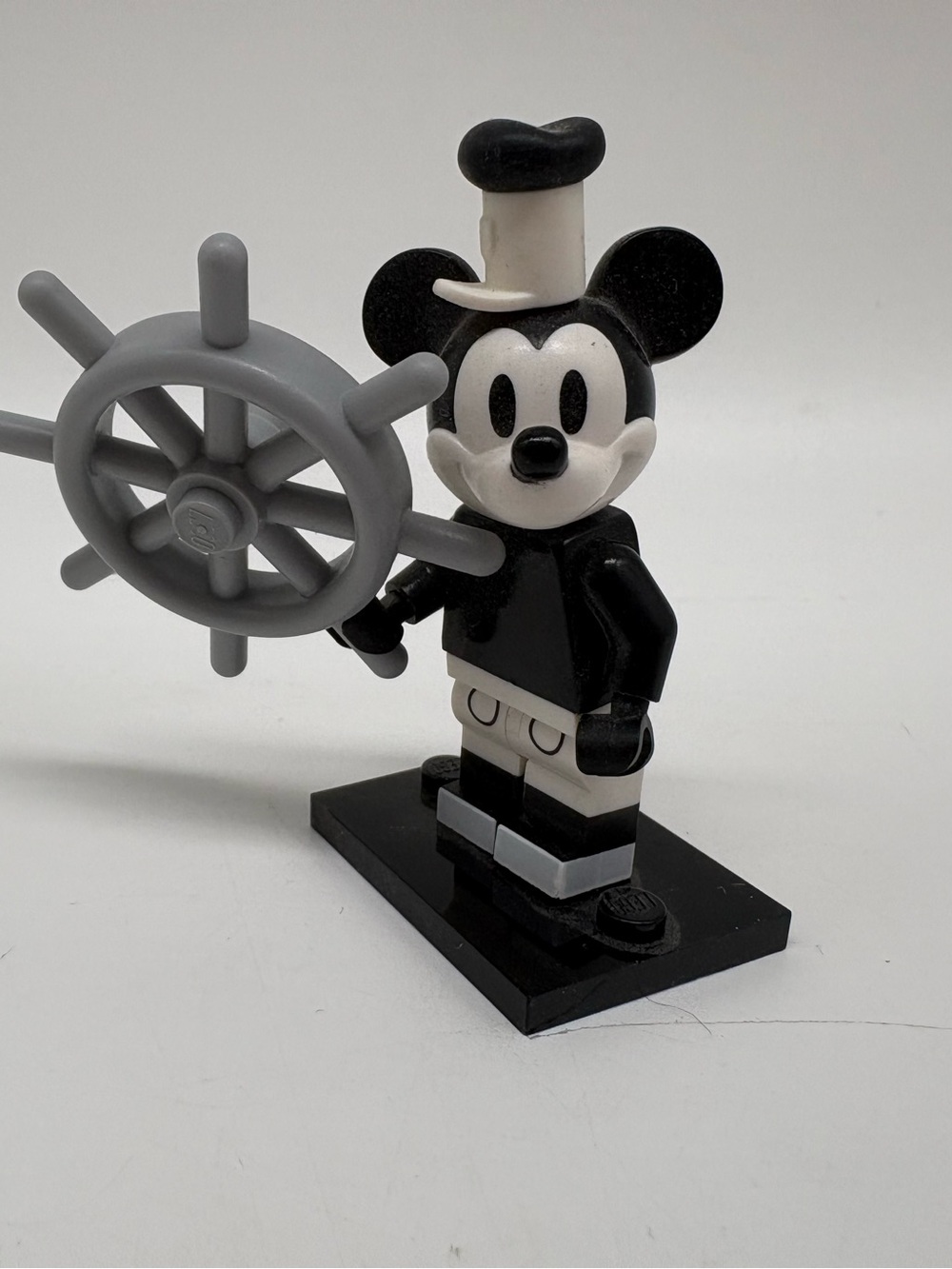 Lego Disney Series 2 Minifigure Vintage Mickey Steam Boat Wllie